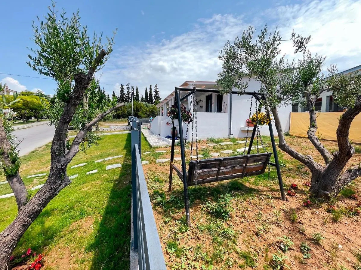 Gardy Rooms Nea Kallikrateia Greece